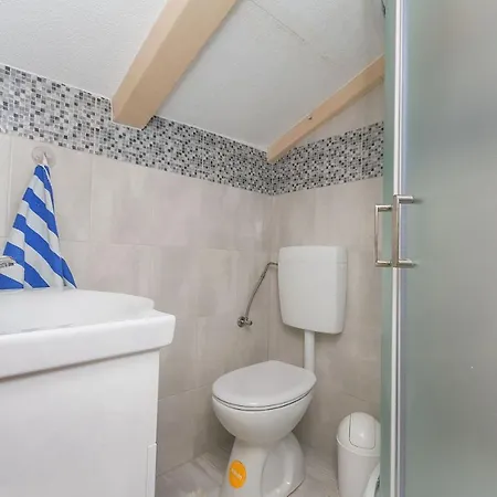 Ana Apartment Omis