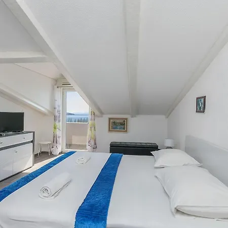Ana Apartment Omis