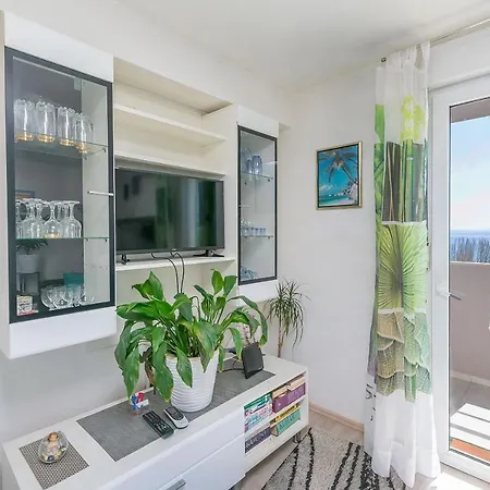 Ana Apartment