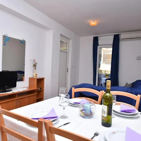 Ana Apartment Omis