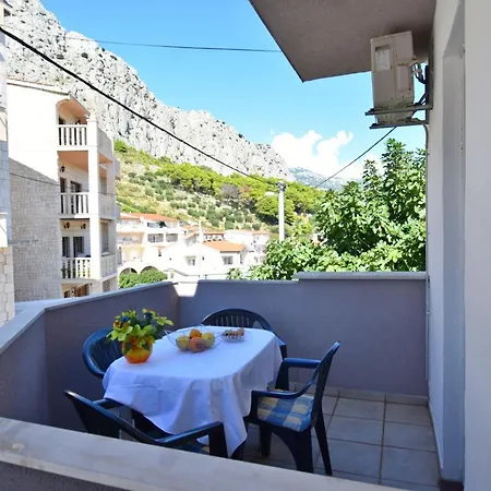 Apartment Ana