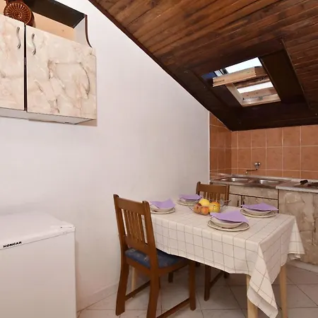 Ana Apartment