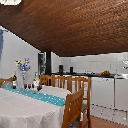 Apartment Ana