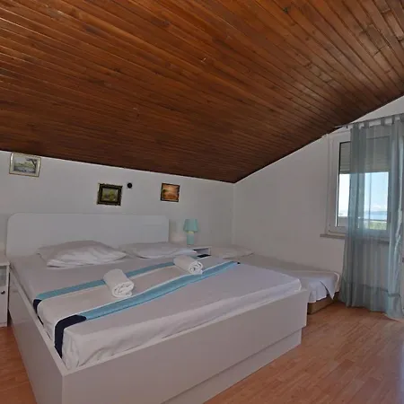 Ana Apartment Omis