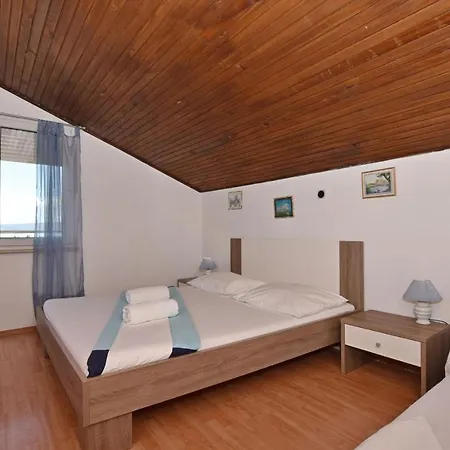 Ana Apartment